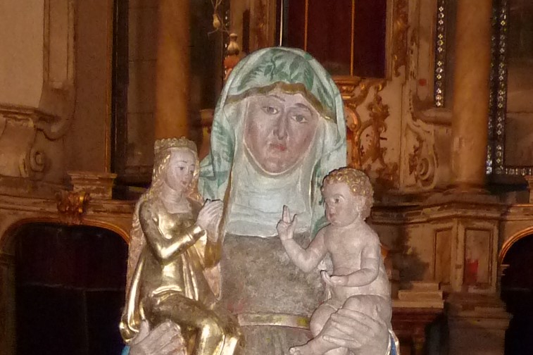 Restaurování sochy sv. Anny samotřetí