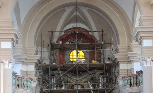 Restaurování hlavního oltáře – II. etapa